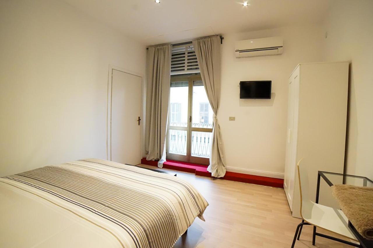 Central Home B&B โกเซนซา ภายนอก รูปภาพ